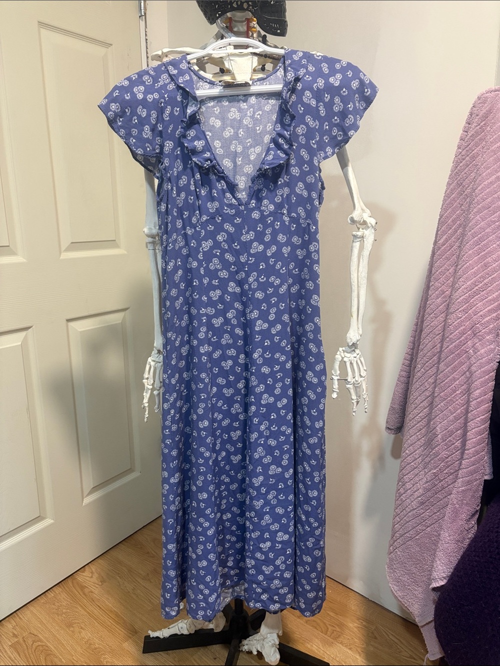 Auguste The Label Blue Floral Ruffle V-Neck Maxi Dress